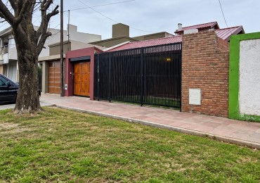 Casa Av Zanni 5 dormitorios 